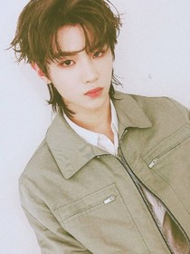 黃明昊:請(qǐng)相信我