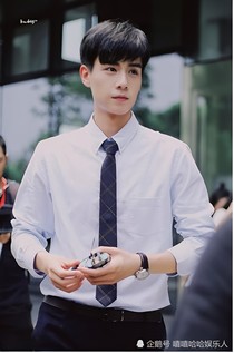 （胡一天的甜戀史）近衛(wèi)
