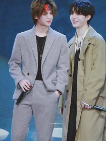 黄明昊:双重人格