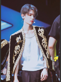 黃明昊：擦肩而過