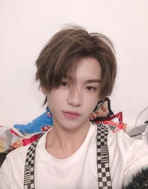 黃明昊:永遠在一起呀