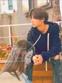 黃明昊：人間亦不歡