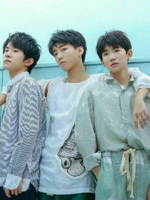 TFBOYS，and，Angelababy（戀）