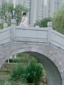 秋林