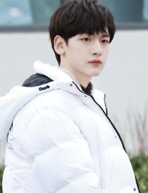 翟潇闻pickyou