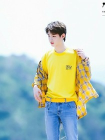 黄明昊：绯闻女孩