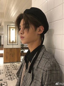 黃明昊：高冷警官