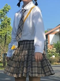 EXO：鄰家班長(zhǎng)大人