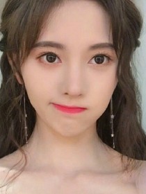 叶罗丽精灵梦，。。。