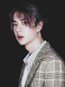 王一博:學(xué)霸哥哥別吻我