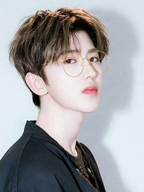 坤少；宠娇妻。