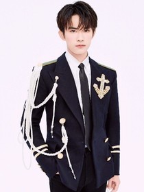 易烊千玺，小王子的玫瑰花