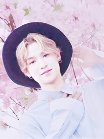黄明昊：宠溺