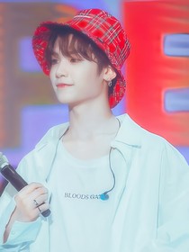 黃明昊：戀愛未滿
