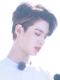 黃明昊：一身干凈味.