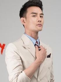 小镇老师进城记