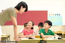 從較勁到姐妹