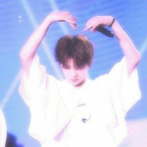 黄明昊：白日梦告白书