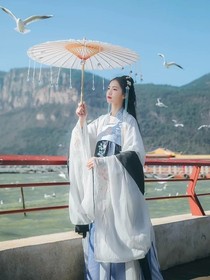 穿越还有手机？