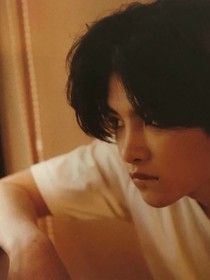 黄明昊：万有引力
