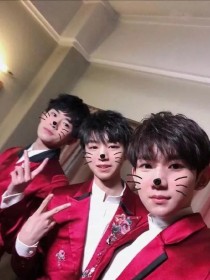 TFBOYS2020年1月2