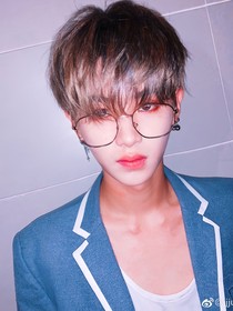 黃明昊——姐姐，你跑不掉！