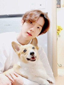 EXO：邊先生