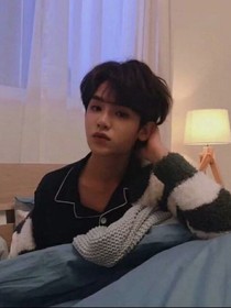 黃明昊：我的校醫(yī)女朋友