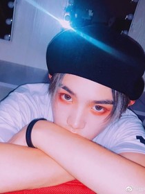 黄明昊，真的好宣你