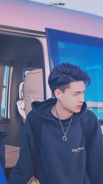 秦霄賢——明明是你先說喜歡的