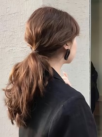 路的拐角处