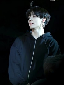bts快穿：男神太難撩