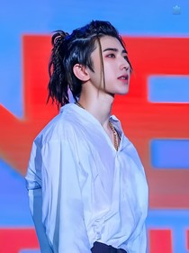 王炸坤：我的老公是明星