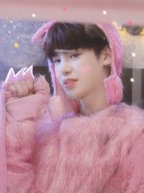黄明昊:因为是你