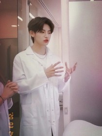 偶像練習生之小鬼
