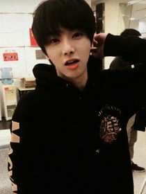 华晨宇：请你爱上我