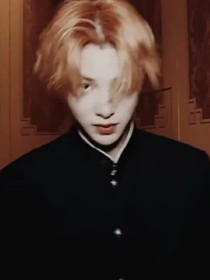 黄明昊：捧月