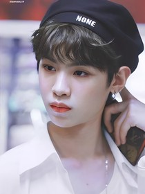 黄明昊：奶狗哥哥快学习