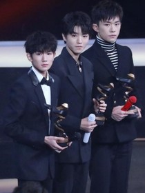 TFBOYS彼岸花終究有盛開之時