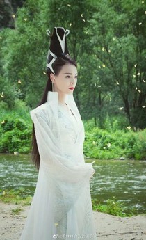 绝代双骄邀月怜星