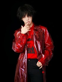 华晨宇：一见倾心