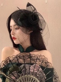 總裁夫人每天都想著離婚