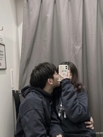 臭同桌和我在一起了？！