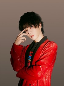 华晨宇：满眼星辰