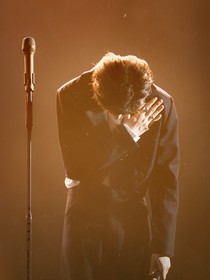 蔡徐坤：晨夕