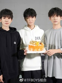 TFBOYS之只為你笑