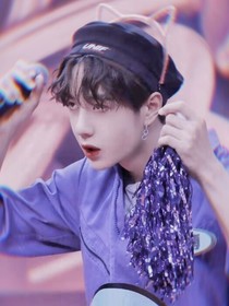 王一博：余生陪你到世界之巅-d477