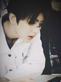 蔡徐坤：歸眠之中