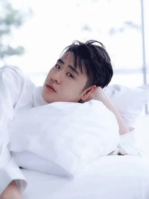 昨夜小楼弃东风