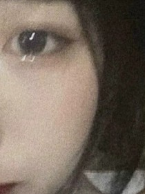 似乎是在嘲笑女人的愚蠢